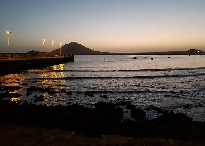 Alquilaencanarias Mirazul Plaza Roja Апартаменты Эль-Медано