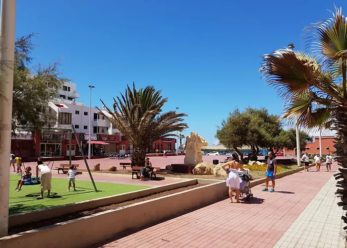 Alquilaencanarias Mirazul Plaza Roja El Médano